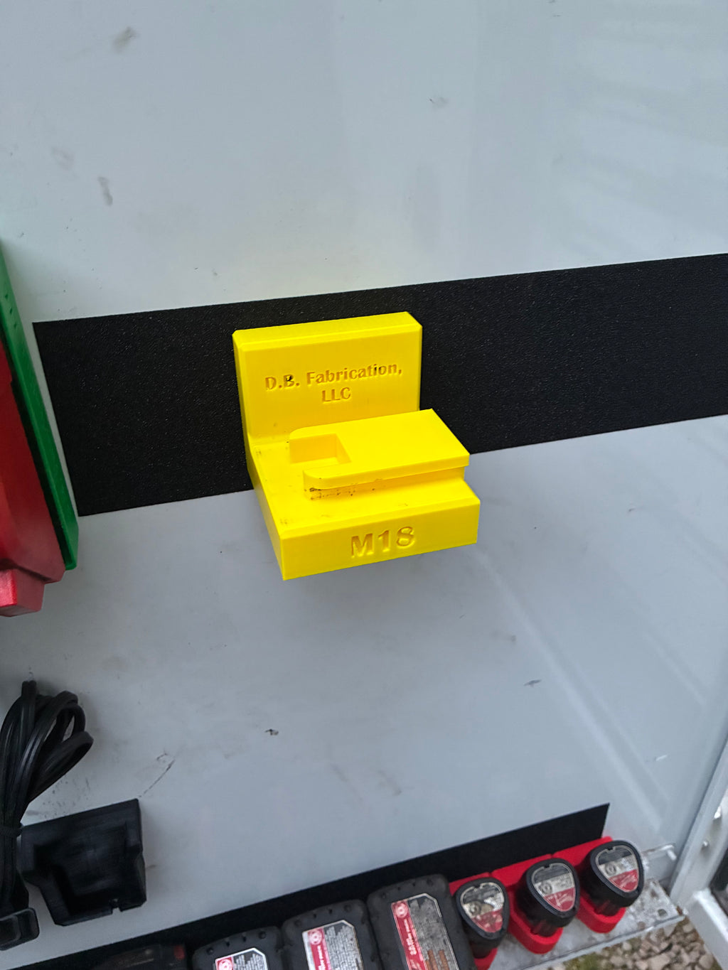 M18 Magnetic Tool Mount (left side entry)