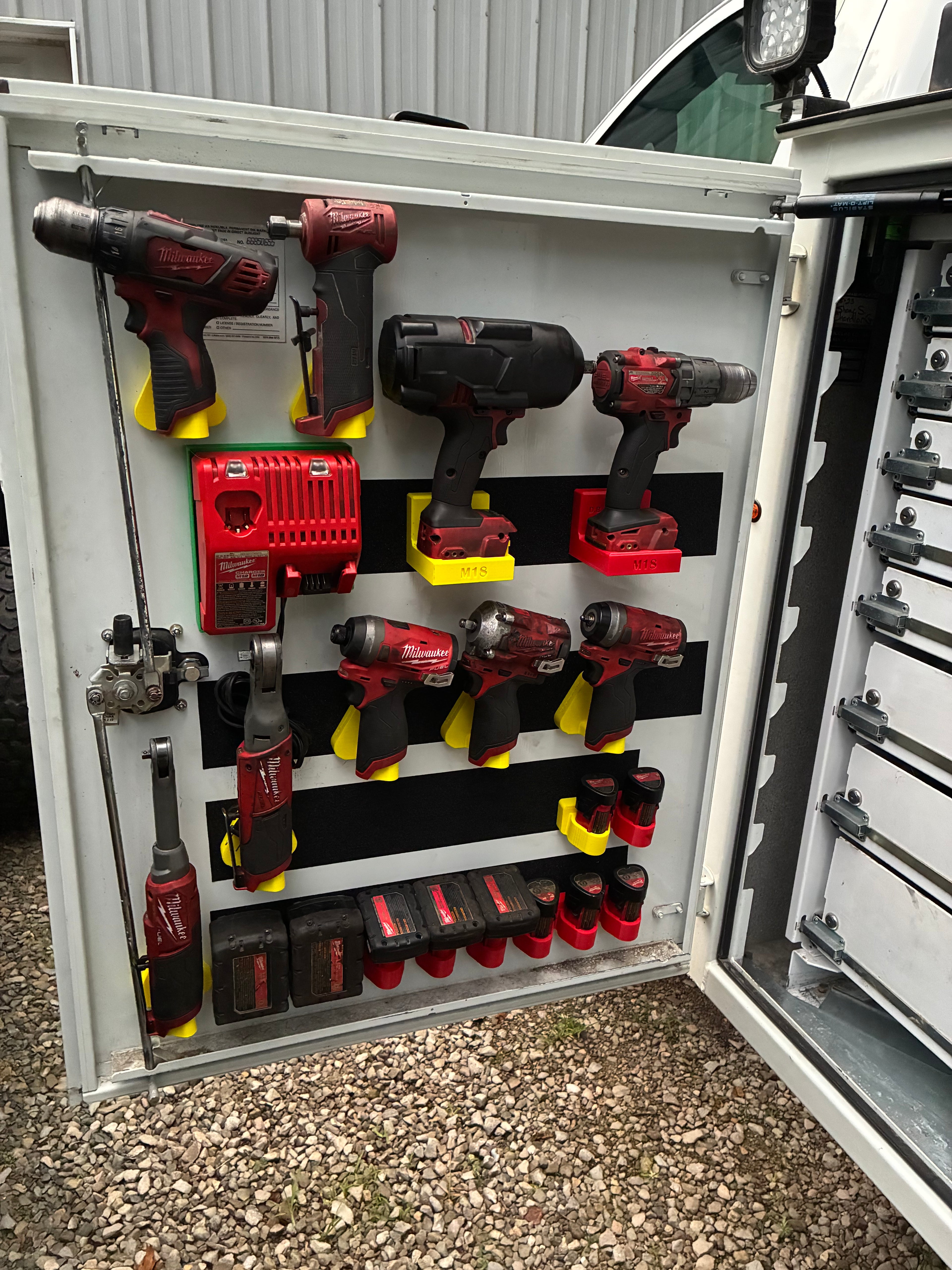 M12 Magnet Tool Mount (tool faces left)